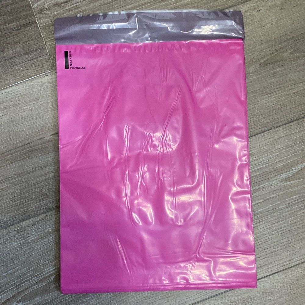 100 poly mailer bags pink 10x13 - Picture 1 of 2